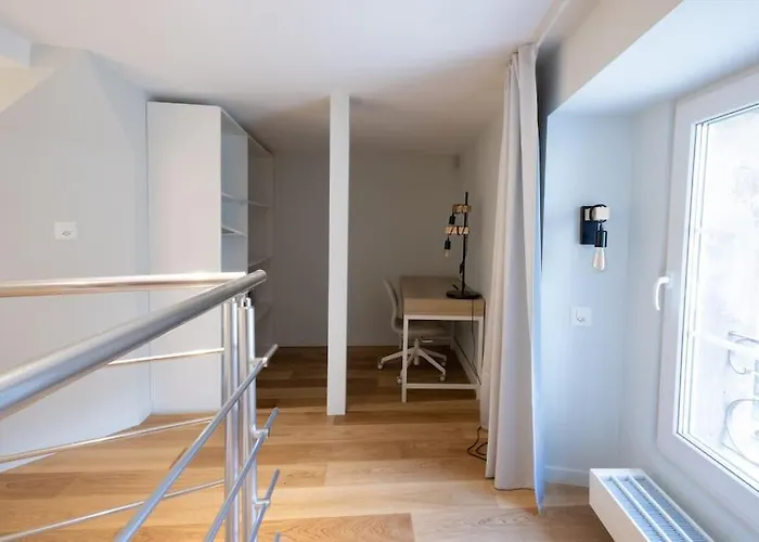 Studio-duplex Tower *