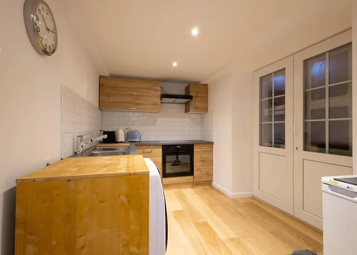 Studio-duplex Tower Apartment *