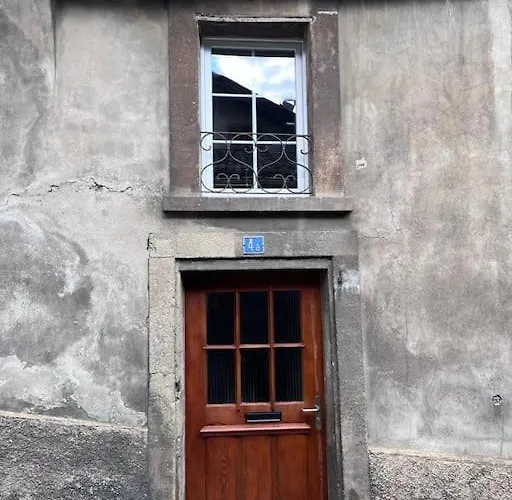 Studio-duplex Tower Apartment *